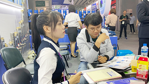 screw air compressor